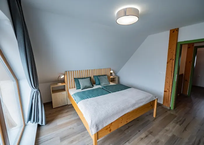 Vineyard Kraljevi Koticek Tatil Evi Trebnje